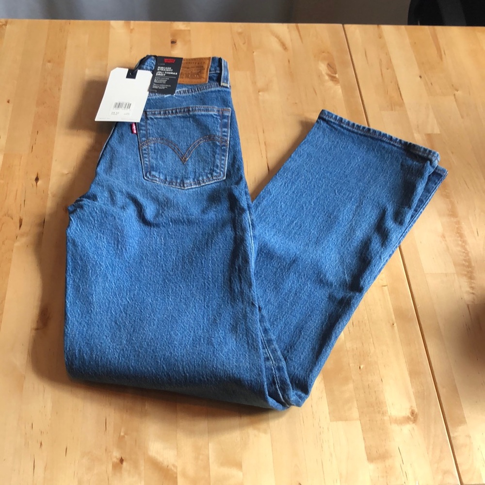 Levi’s ribcage straight size 24x32 BRAND NEW!